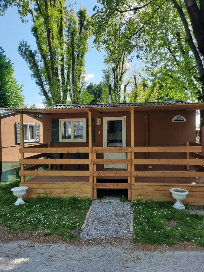 Отель Camping No Stress Комо Экстерьер фото
