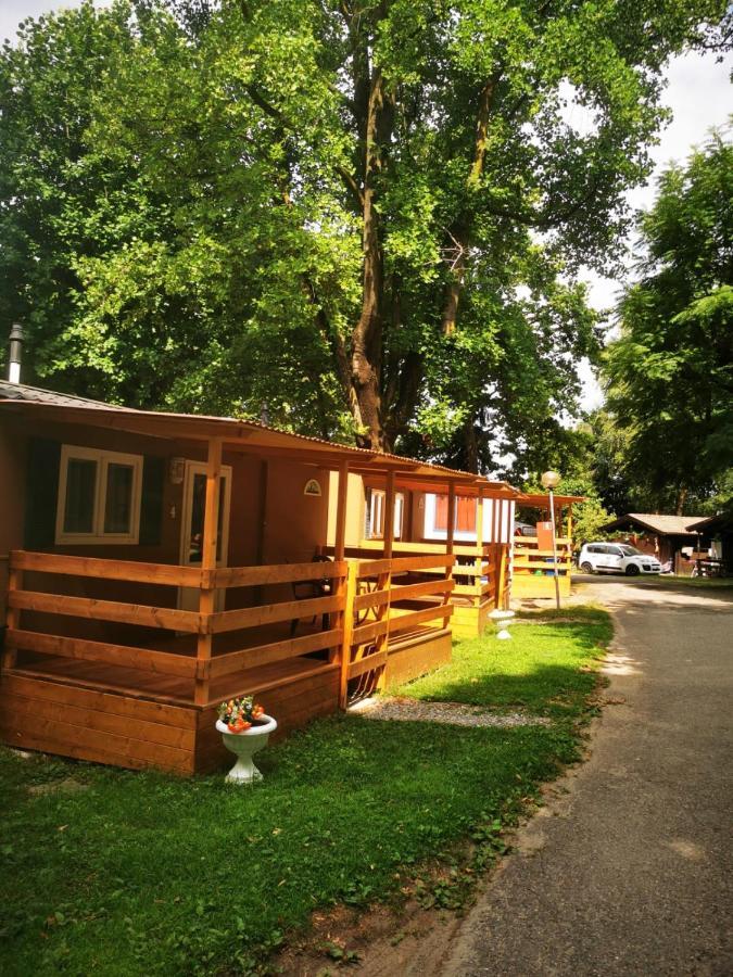 Отель Camping No Stress Комо Экстерьер фото